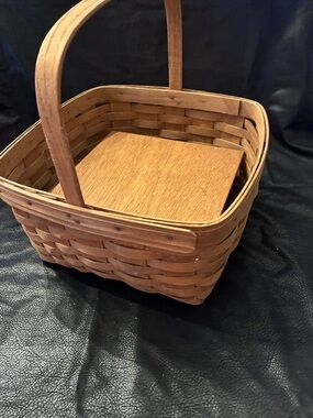 Natural Woven Longaberger, single Handle Basket - Brown 12x12x6